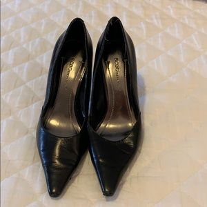 BCBG Generation black heels